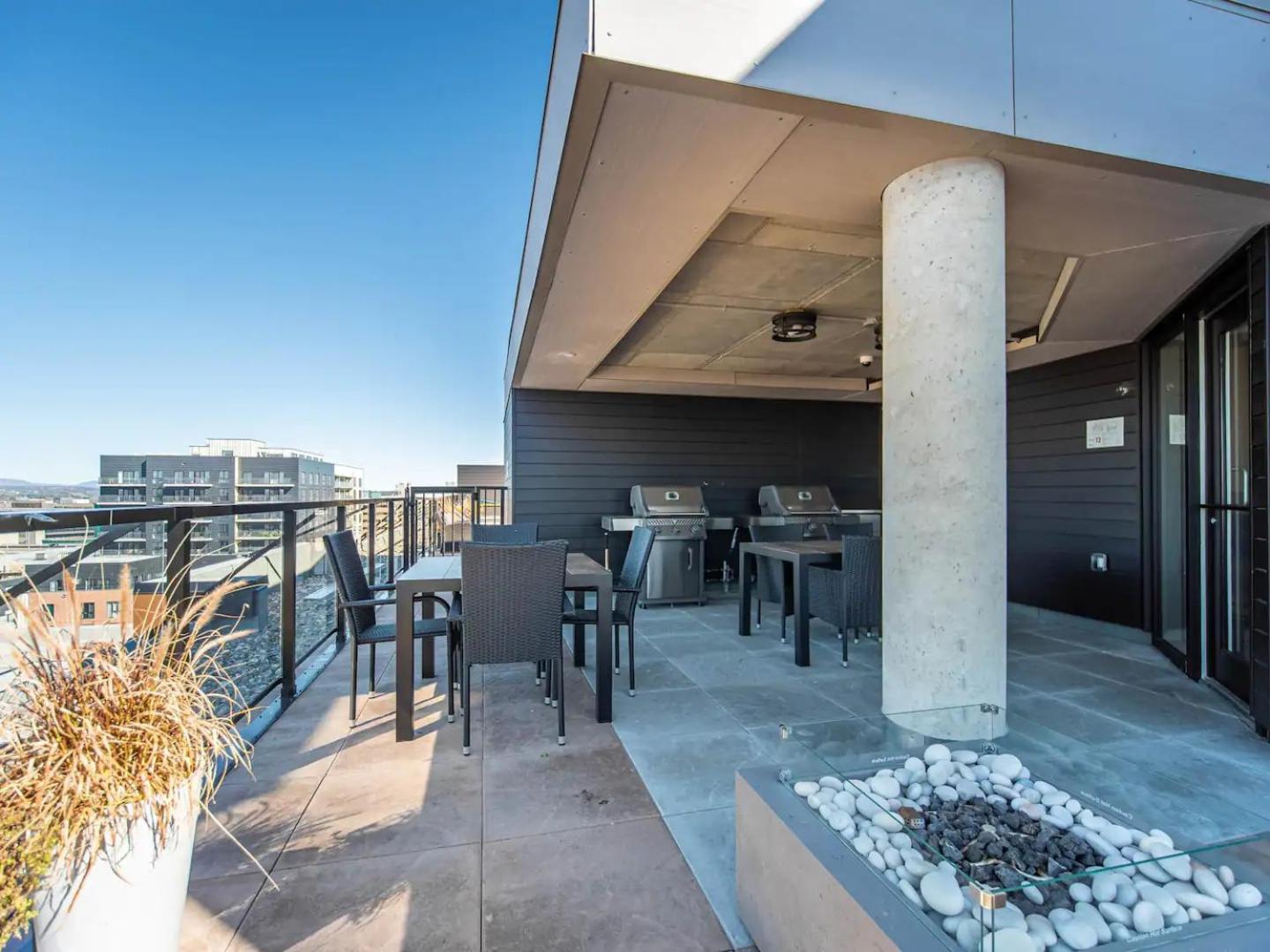 Quebec, Rustique Chic En Ville, Piscine Sur Le Toit Pour 2 A 6 Invites Extérieur photo